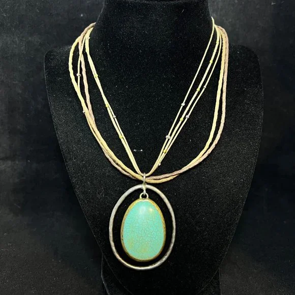 Silpada Sterling Silver & Leather Necklace W/2 Tone Howlite Pendant (3737) - Picture 1 of 7